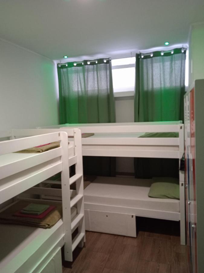 Dioklecijan Delux Hostel Сплит Екстериор снимка
