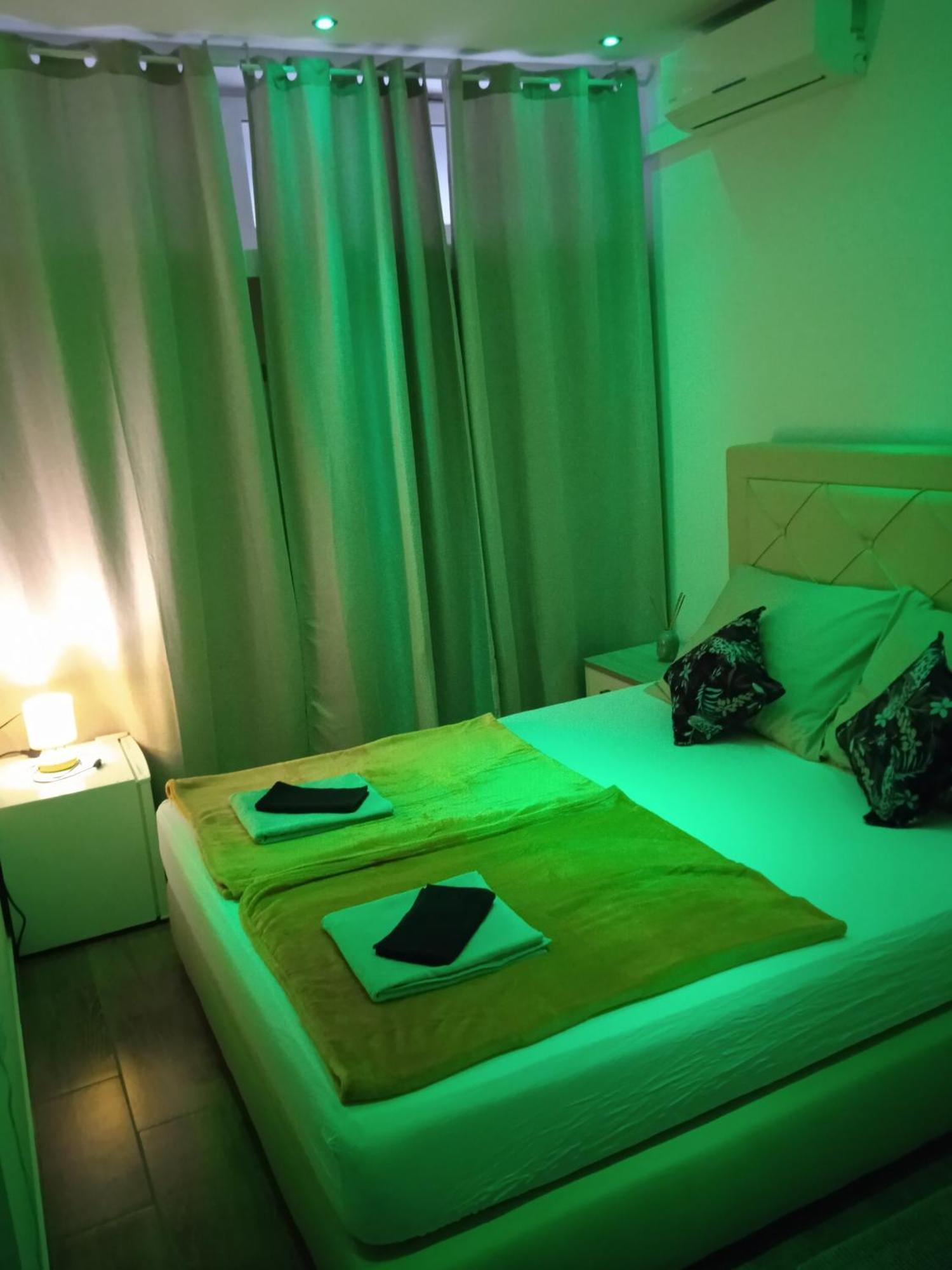 Dioklecijan Delux Hostel Сплит Екстериор снимка