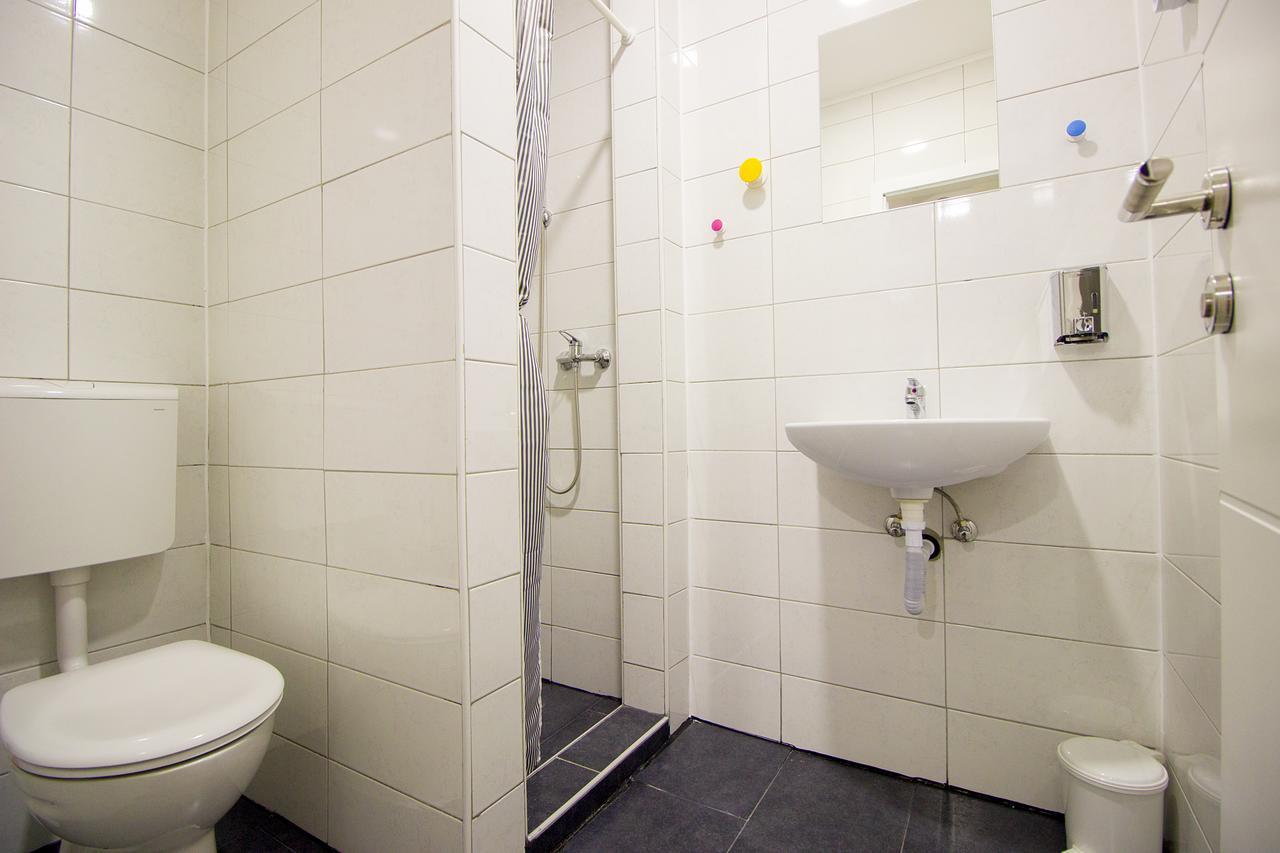 Dioklecijan Delux Hostel Сплит Екстериор снимка