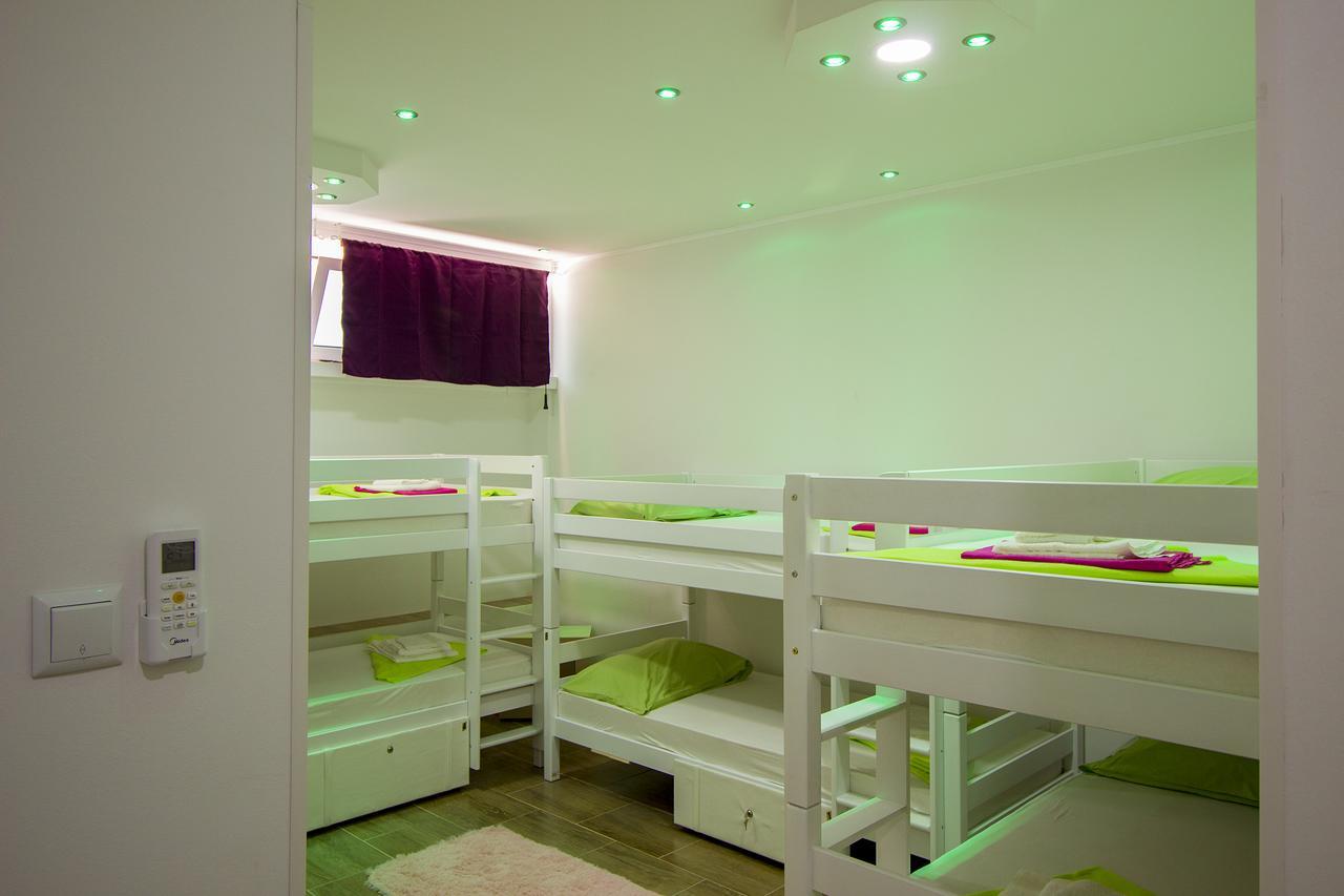 Dioklecijan Delux Hostel Сплит Екстериор снимка