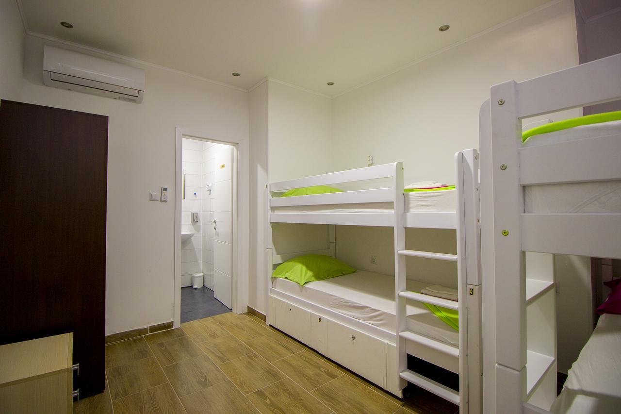 Dioklecijan Delux Hostel Сплит Екстериор снимка