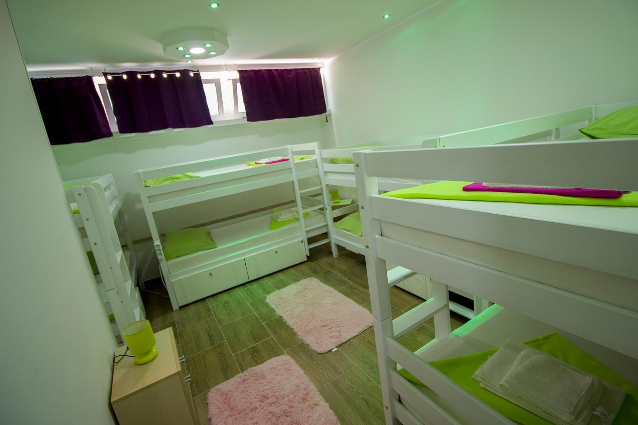 Dioklecijan Delux Hostel Сплит Екстериор снимка