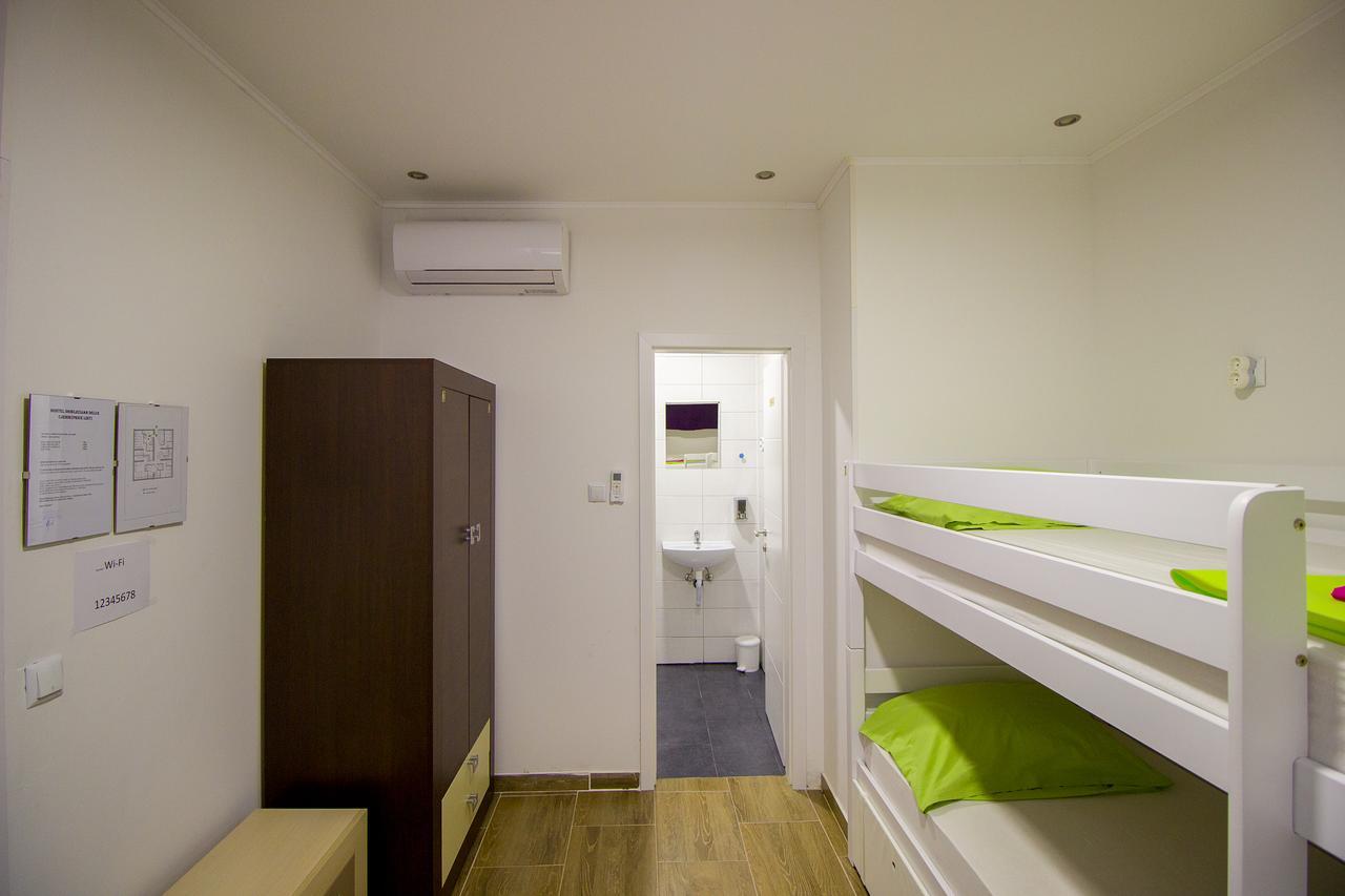 Dioklecijan Delux Hostel Сплит Екстериор снимка